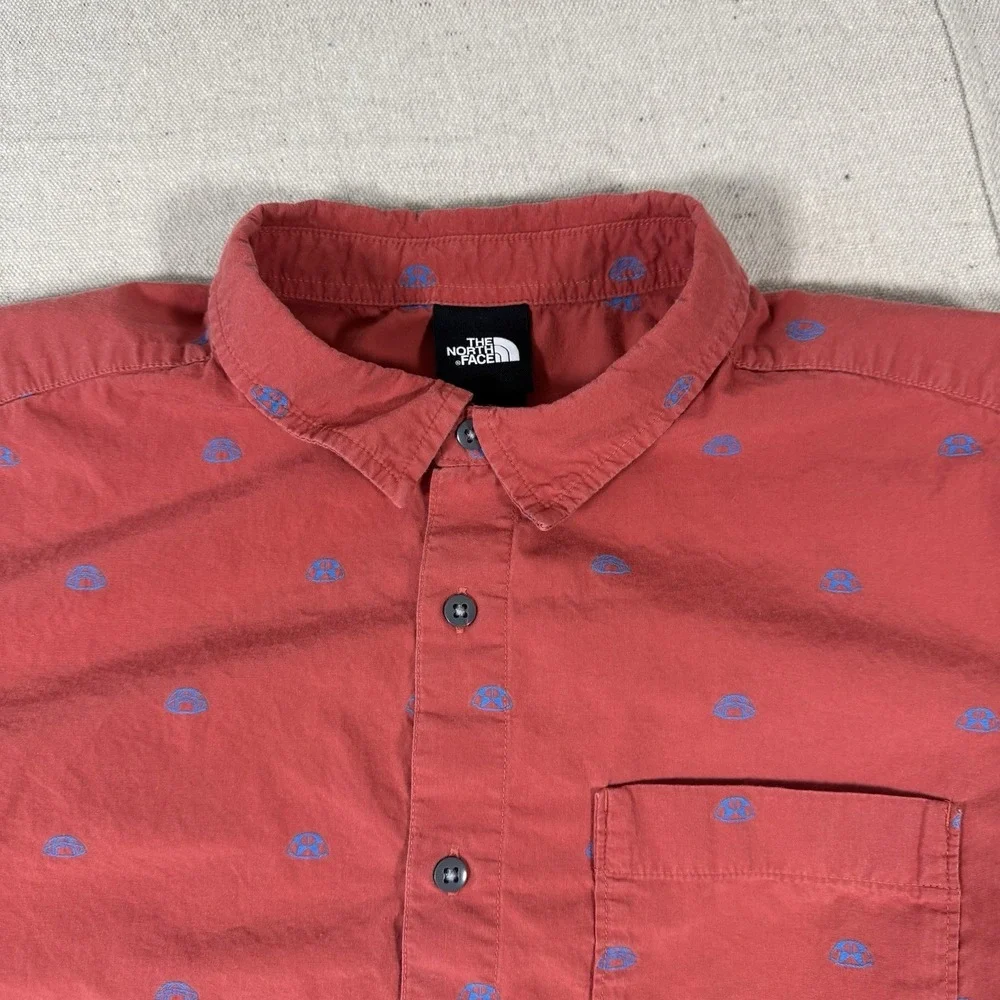 The North Face Shirt Mens XL Red Camp All Over Print Tents Button‎ Up Hiking